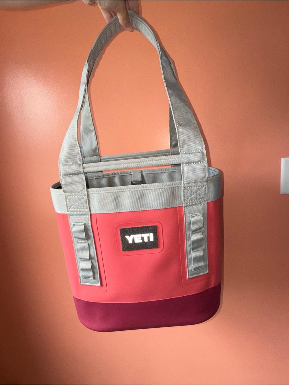 Yeti Camino 20 Bimini Pink - Picture 3 of 7